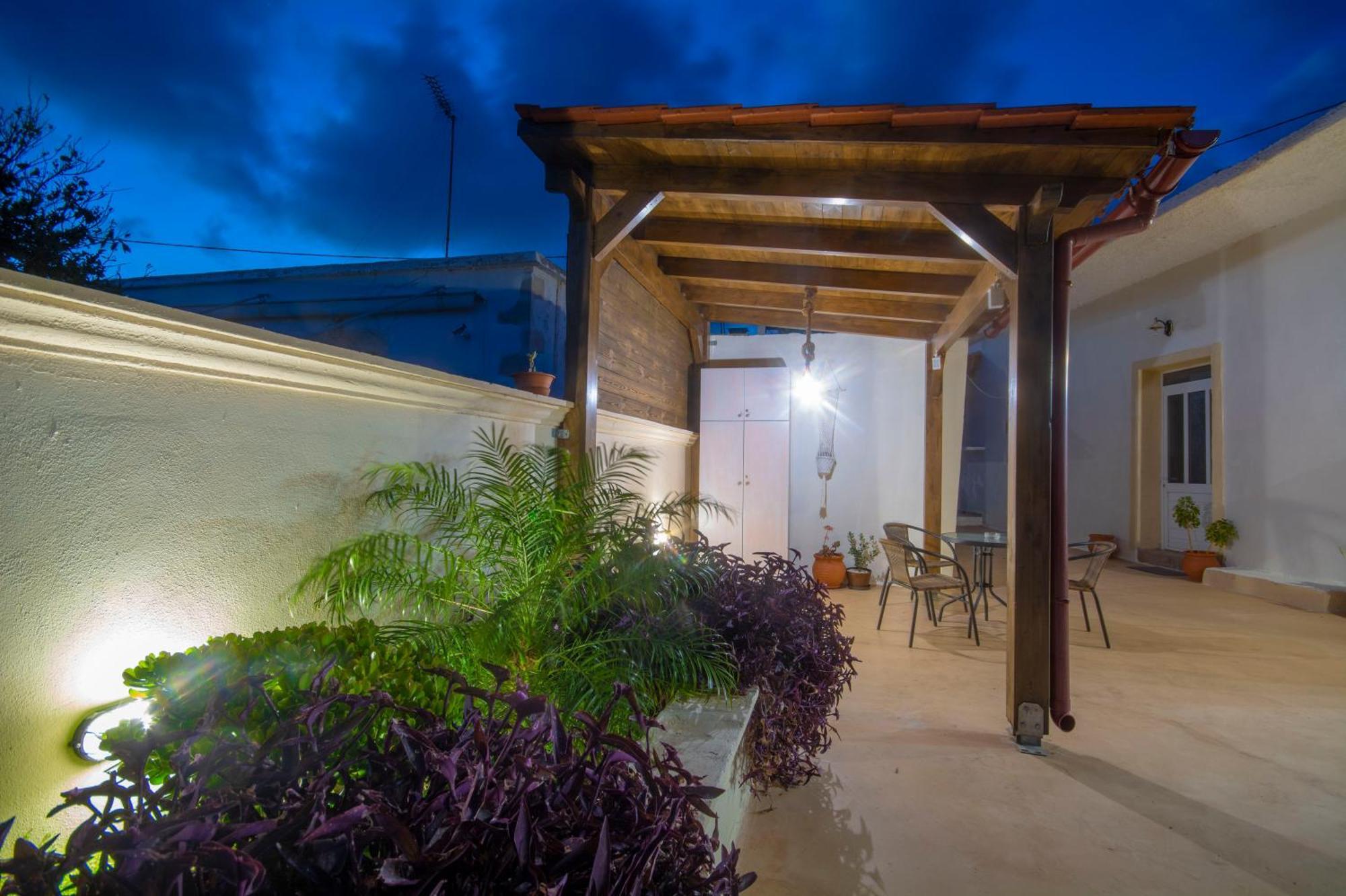 La Casa De Ioanna Апартаменты *